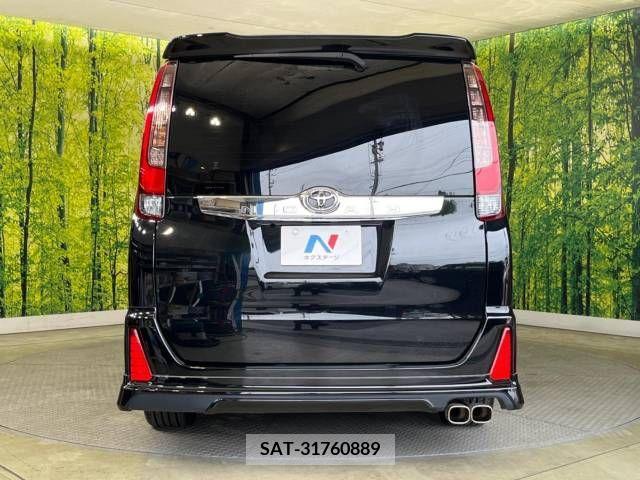 Toyota NOAH 2015-11 279518-16