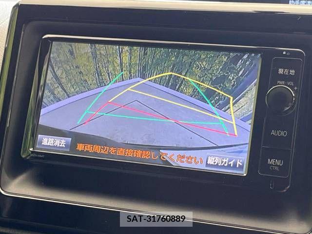 Toyota NOAH 2015-11 279518-6