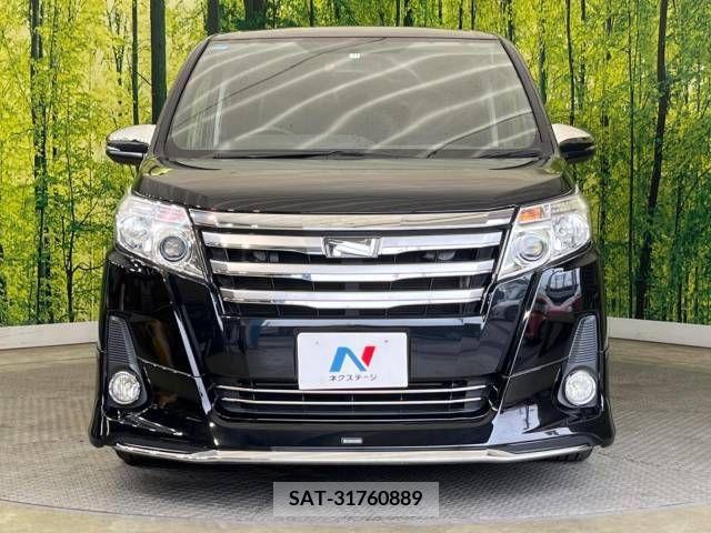 Toyota NOAH 2015-11 279518-15