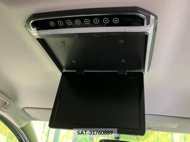 Toyota NOAH 2015-11 279518-2