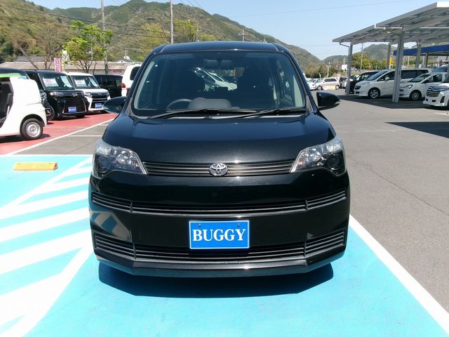 Toyota SPADE 2013-02 2914-1