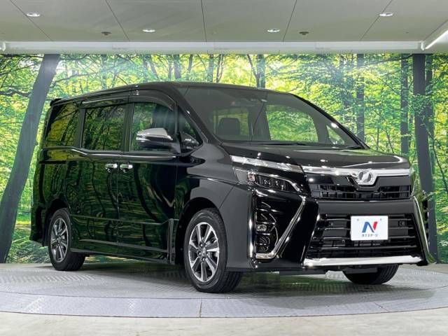 Toyota VOXY 2019-12 14827-17