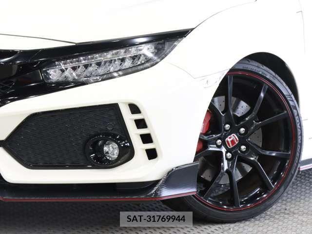 Honda CIVIC 2018-03 379193-14
