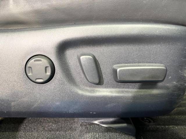 Toyota HARRIER 2015-08 464-7