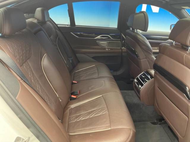 Bmw 7 SERIES 2016-03 196424-8