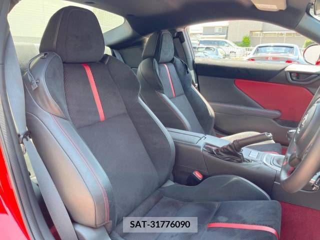 Toyota 86 2021-12 375390-8