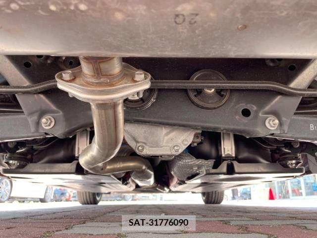 Toyota 86 2021-12 375390-19