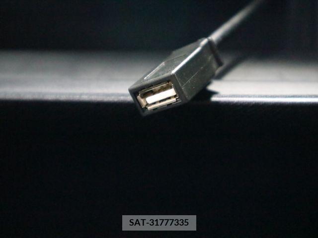 Toyota AQUA 2013-05 328312-25
