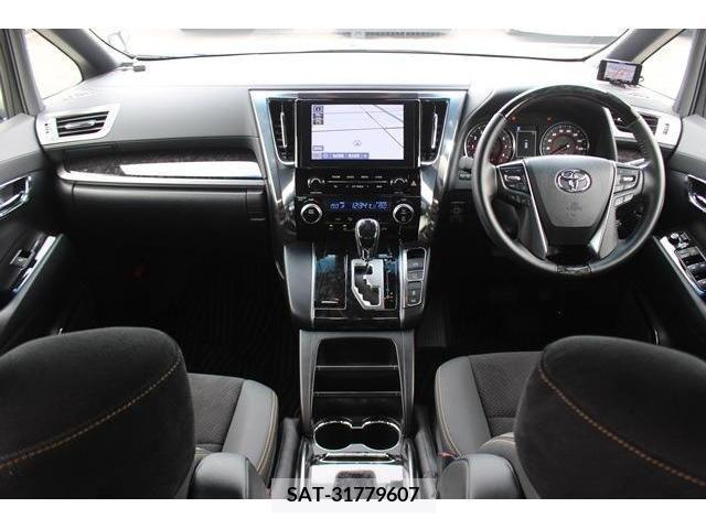 Toyota ALPHARD 2020-10 395531-15
