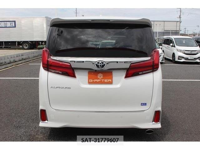 Toyota ALPHARD 2020-10 395531-8