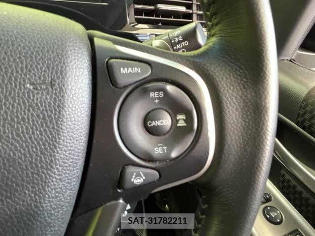 Honda STEP WGN 2018-06 247215-5