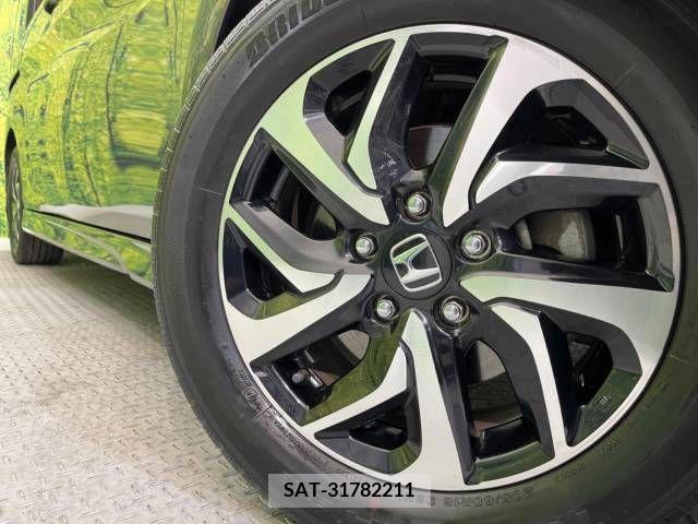 Honda STEP WGN 2018-06 247215-14
