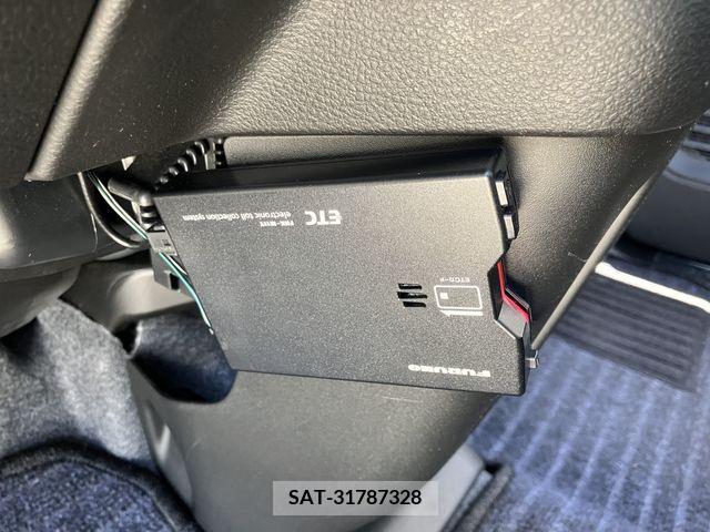 Suzuki SPACIA 2020-06 285613-18