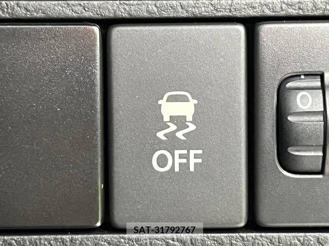 Suzuki ALTO 2020-08 338452-4