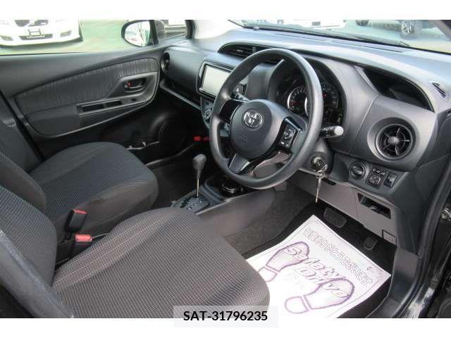 Toyota VITZ 2019-06 370153-6