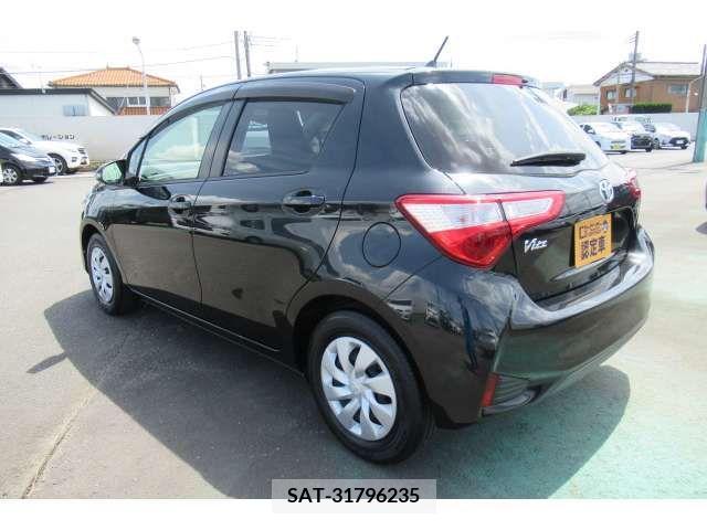 Toyota VITZ 2019-06 370153-5