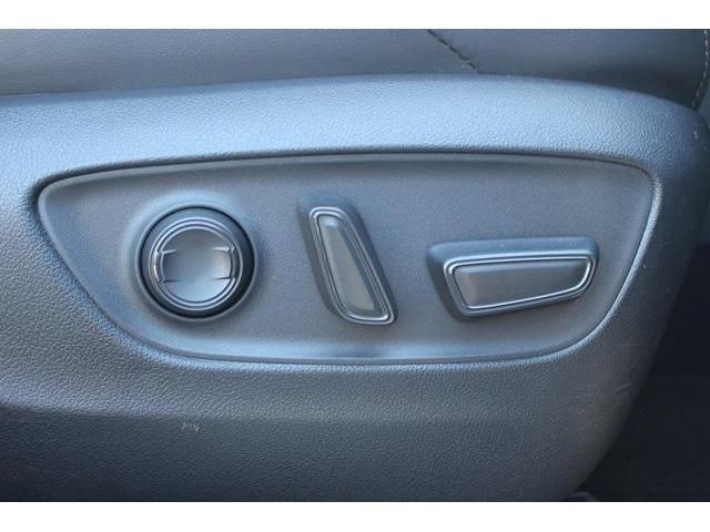Toyota HARRIER 2020-10 16613-14