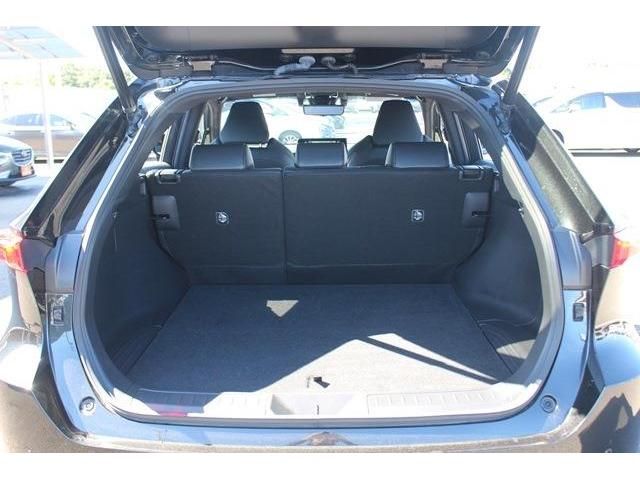 Toyota HARRIER 2020-10 16613-17