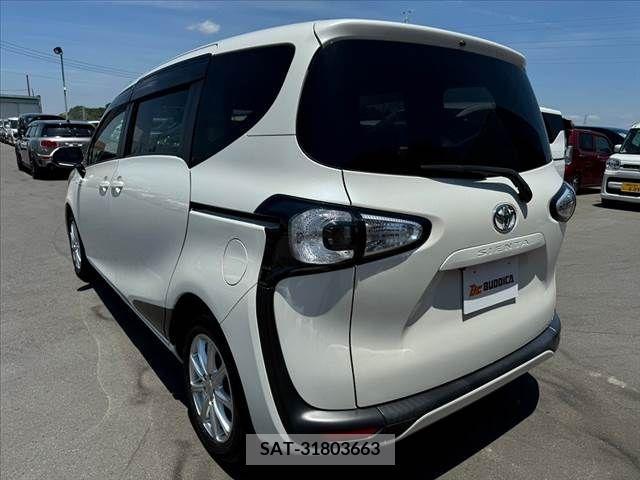Toyota SIENTA 2016-03 325968-14