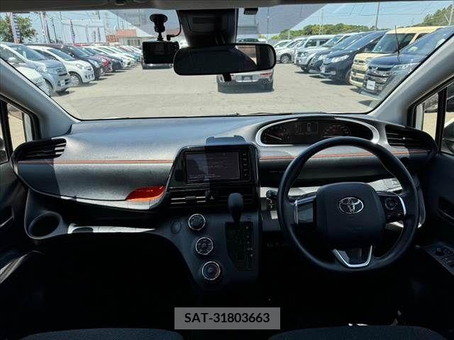 Toyota SIENTA 2016-03 325968-1