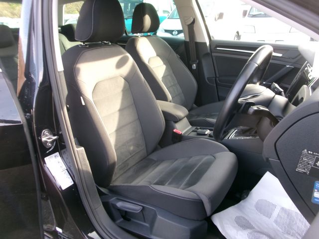 VolksWagen GOLF VARIANT 2018-08 191670-12