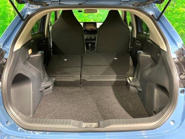 Toyota YARIS CROSS 2023-03 186618-10
