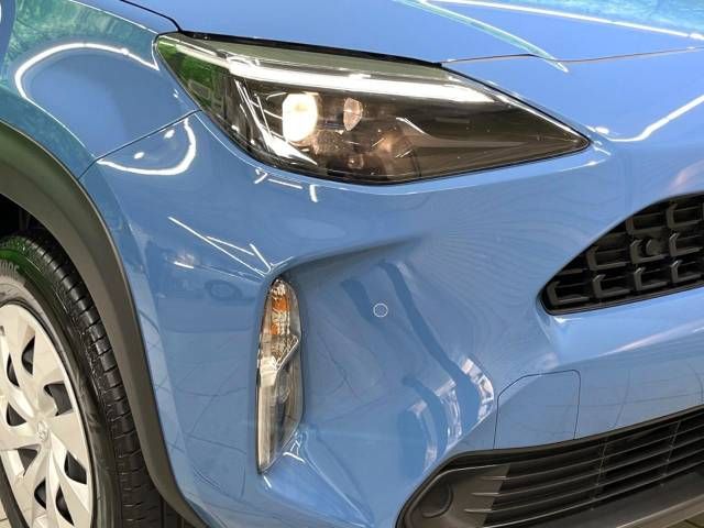 Toyota YARIS CROSS 2023-03 186618-11
