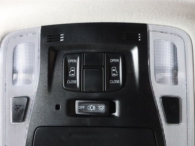 Toyota VELLFIRE 2017-01 195278-9