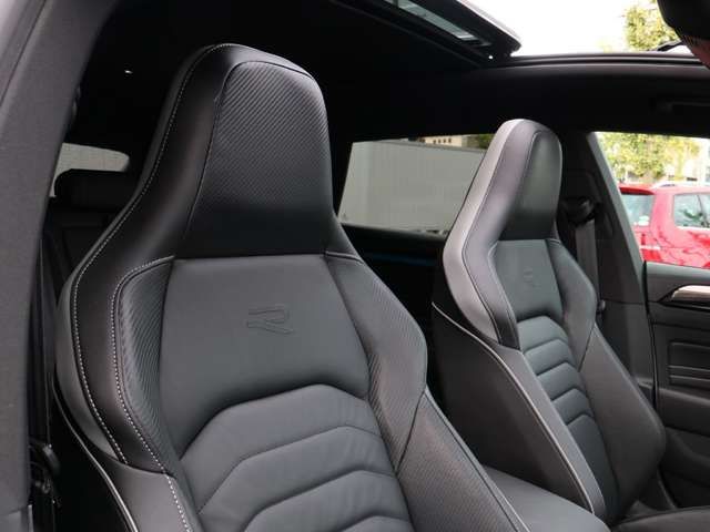 VolksWagen ARTEON 2021-07 11560-2
