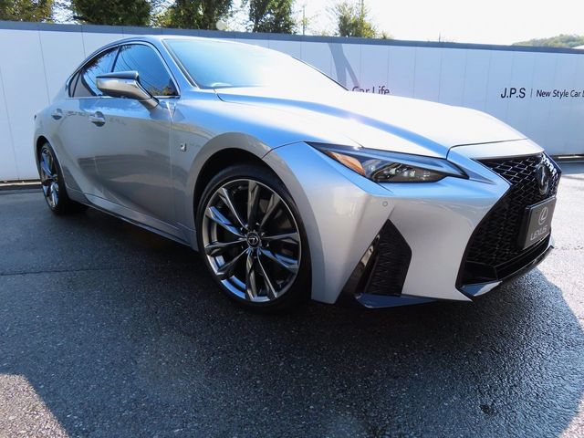 Lexus IS 2022-06 22984-28
