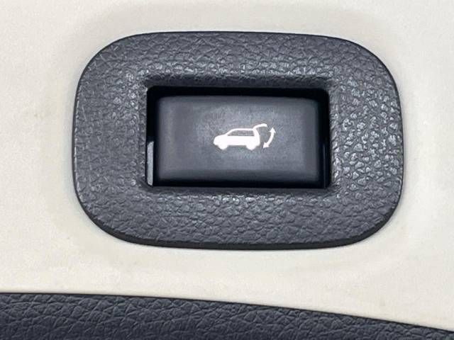 Nissan X-TRAIL 2017-02 10396-6