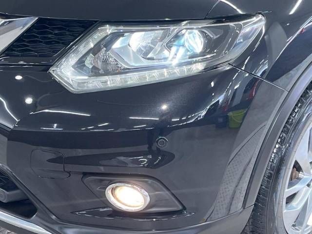 Nissan X-TRAIL 2017-02 10396-12