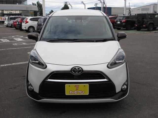 Toyota SIENTA 2016-08 19846-1