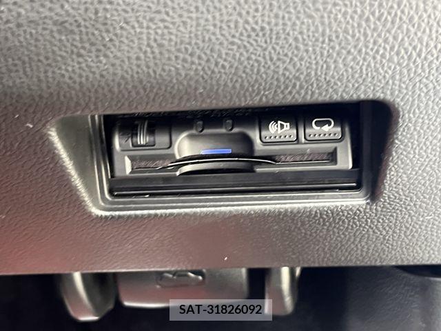 Suzuki SWIFT 2018-03 337271-19
