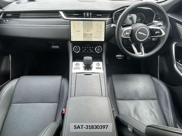 Jaguar F-PACE 2022-09 273166-10