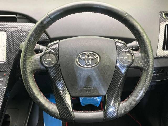 Toyota PRIUS 2013-09 193945-11