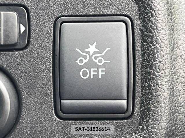 Nissan NOTE 2019-05 302453-2