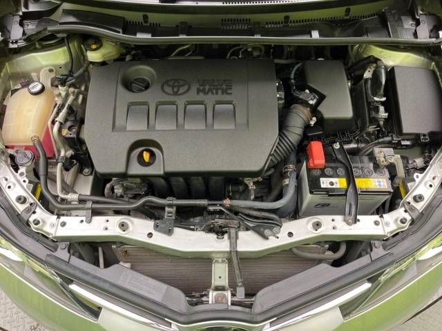Toyota AURIS 2013-08 18638-18