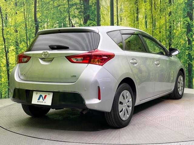 Toyota AURIS 2013-08 18638-17