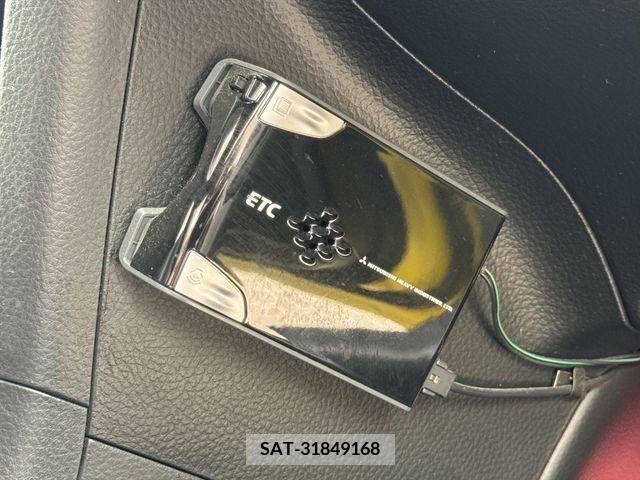 Suzuki SWIFT 2013-09 336812-11