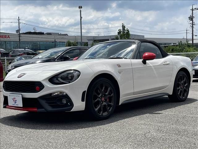 Abarth 124 Spider 2016-12 11640-19