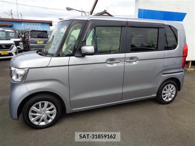 Honda N BOX 2019-08 256687-3
