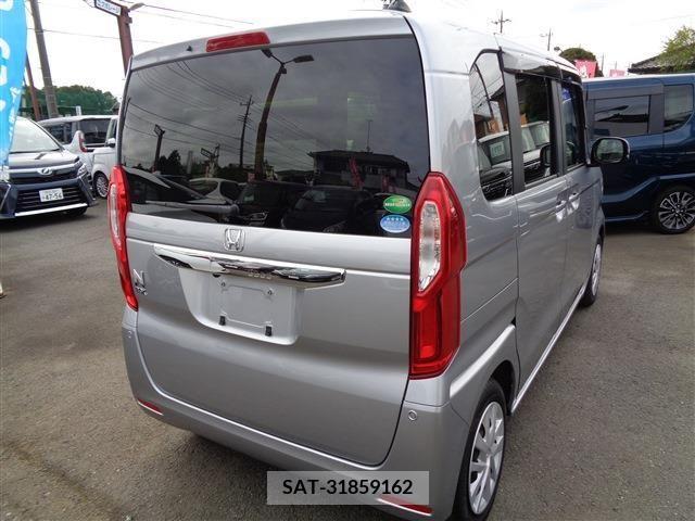 Honda N BOX 2019-08 256687-5