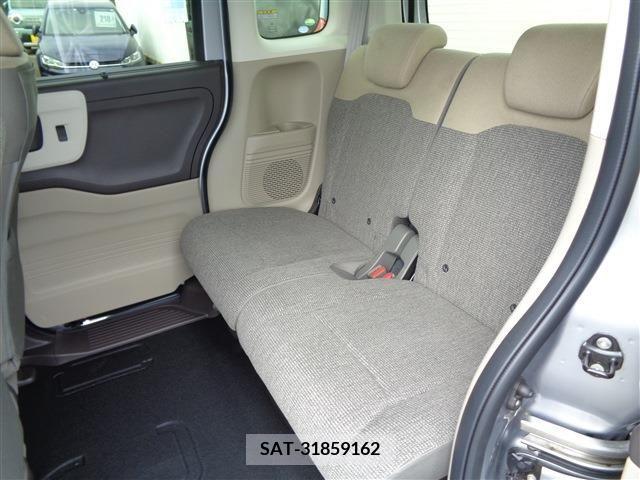 Honda N BOX 2019-08 256687-9