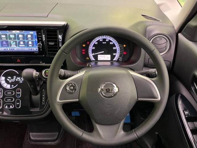 Nissan DAYZ ROOX 2019-08 194555-11