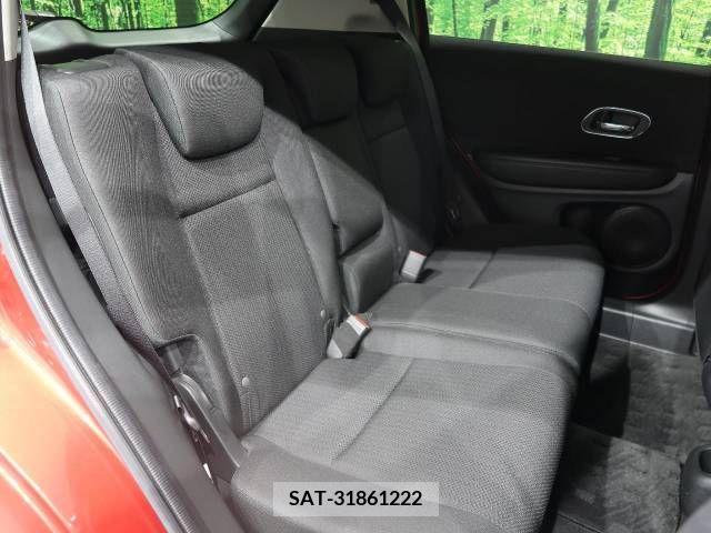 Honda VEZEL 2017-03 209981-9