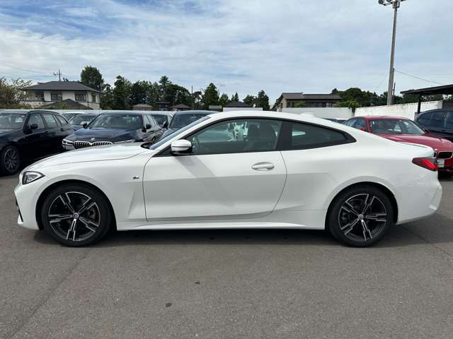 Bmw 4 SERIES 2023-03 27985-3
