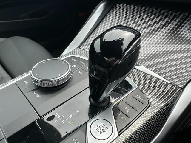 Bmw 4 SERIES 2023-03 27985-21