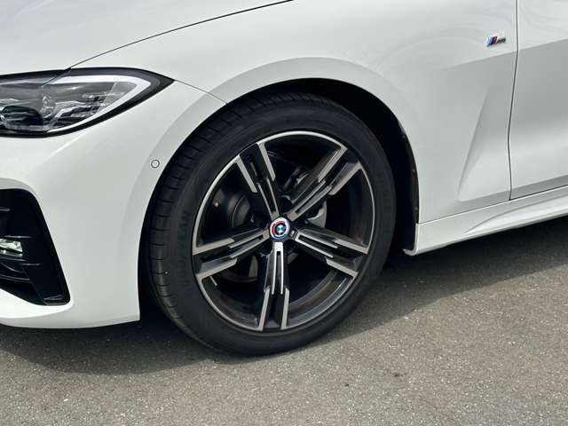 Bmw 4 SERIES 2023-03 27985-13