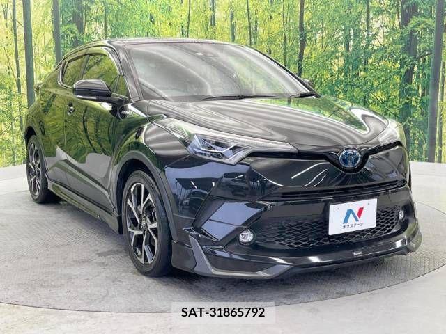 Toyota C-HR 2018-12 210437-17